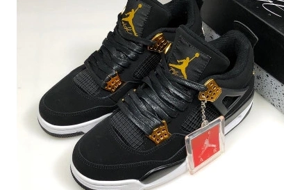 Hyperoad GOLD-WHITE AIR BLACK 4 JORDAN MENS “ROYALTY” METALLIC 0818